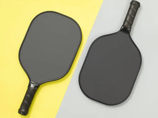 How to Choose Your Perfect Pickleball Paddle: 10 Key Factors